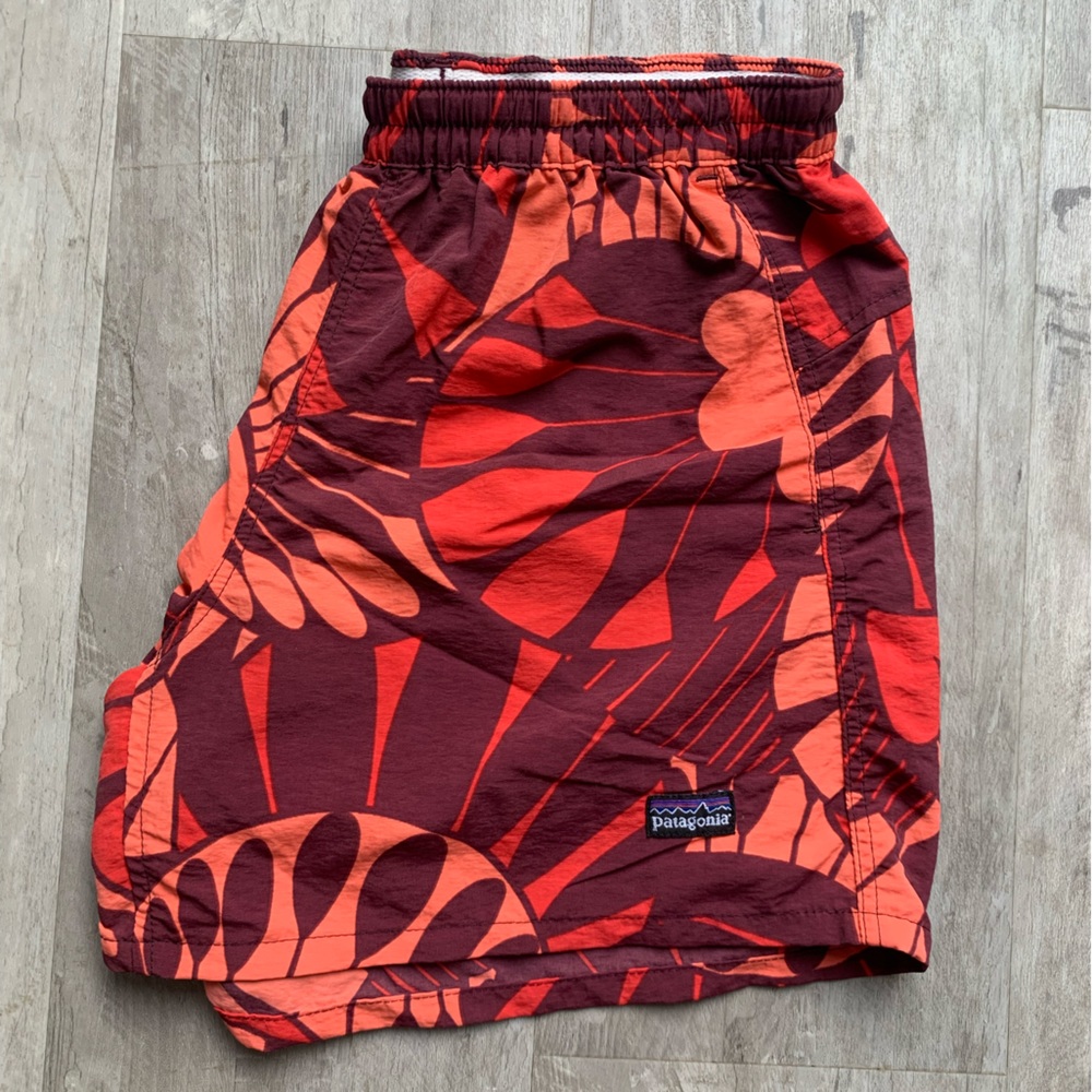 Women’s Patagonia board shorts size small